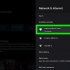 Par en tablet trådløst med et tv