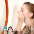 Påfør flydende eyeliner